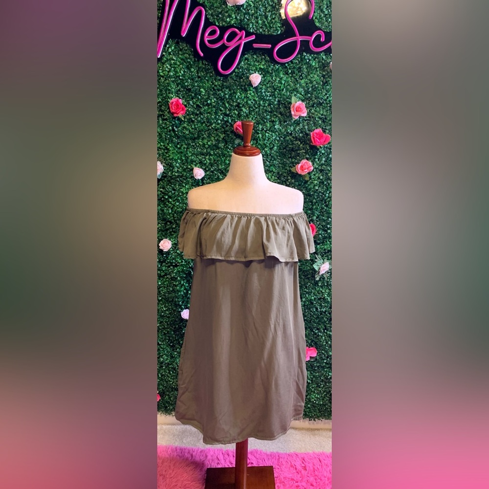 Fashion Nova dress. Brand new never worn! Size large - Picture 1 of 1